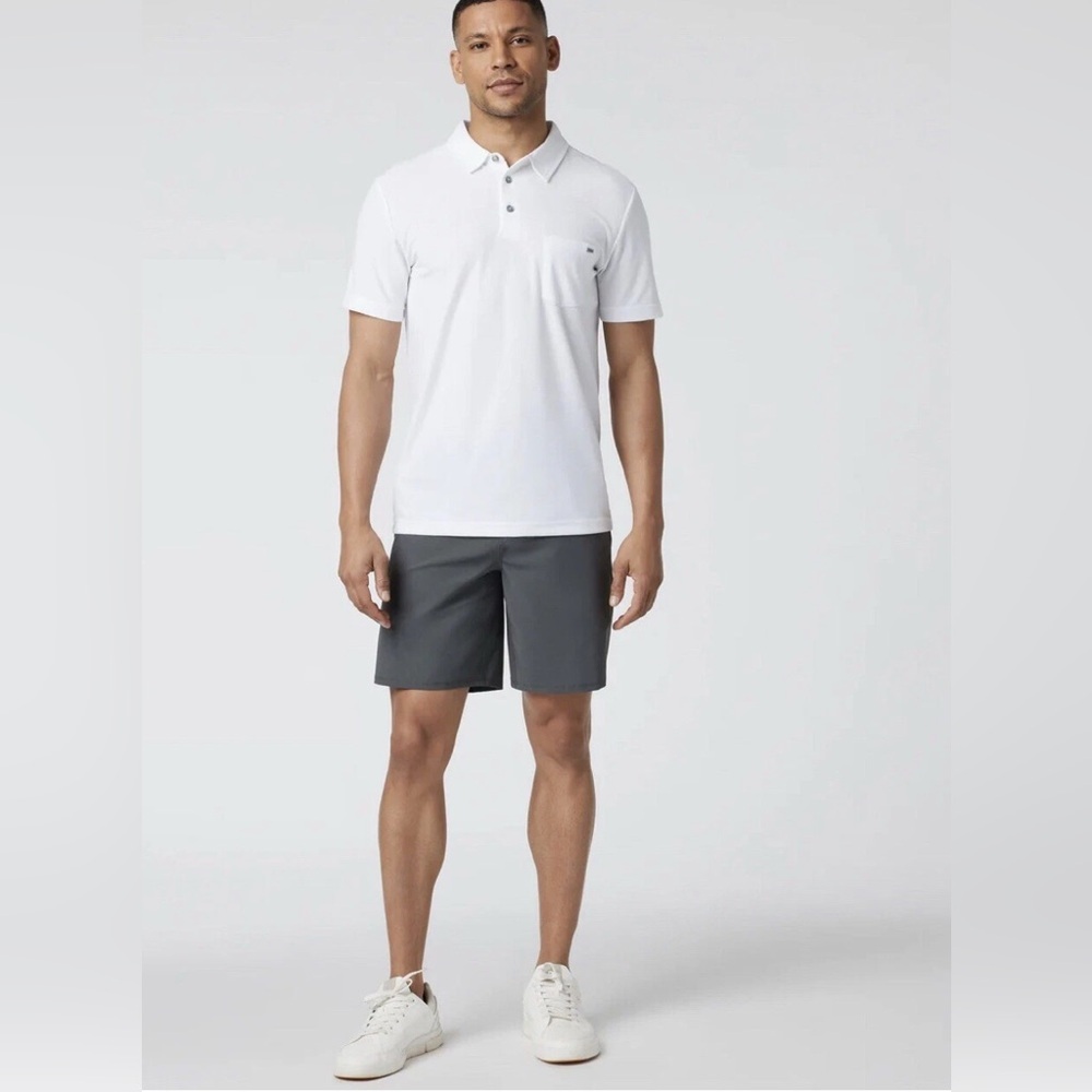 Vuori Men's Flat Front Shorts in Dark Gray